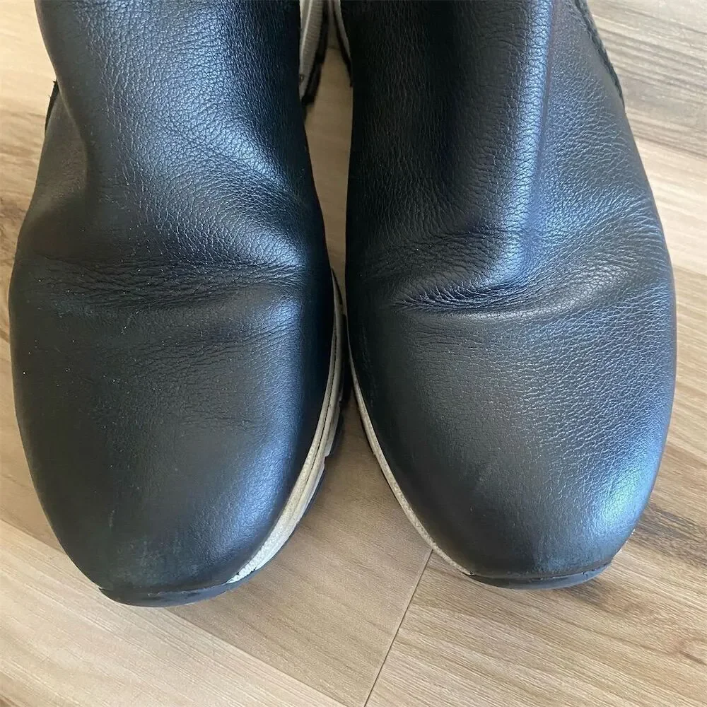 Gabor Black Leather Chelsea Ankle Booties men’s Size 7.5 Zip Closure